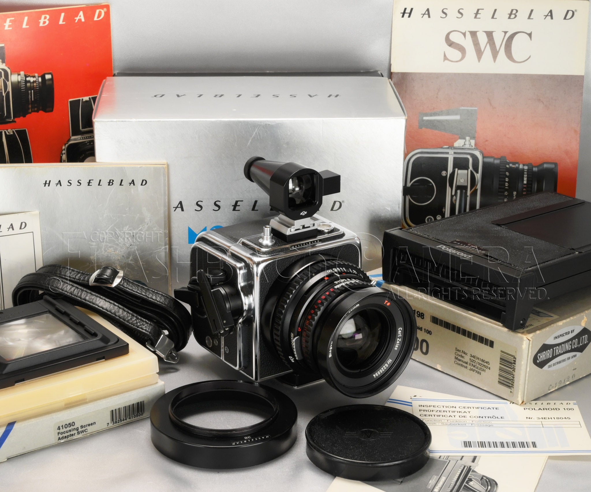 ハッセルブラッドSWC　専用のビューファインダー付属　A12フィルムマガジン付き Hasselblad SWC/M Chrome + A12 Magazine – FLASHBACK CAMERA