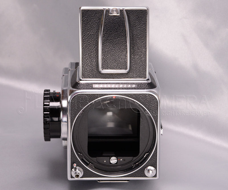 Hasselblad 500C + A12 – FLASHBACK CAMERA