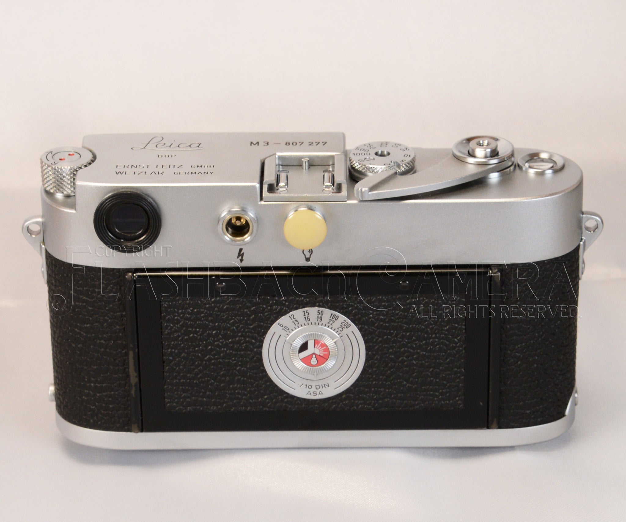 Leica M3 – FLASHBACK CAMERA