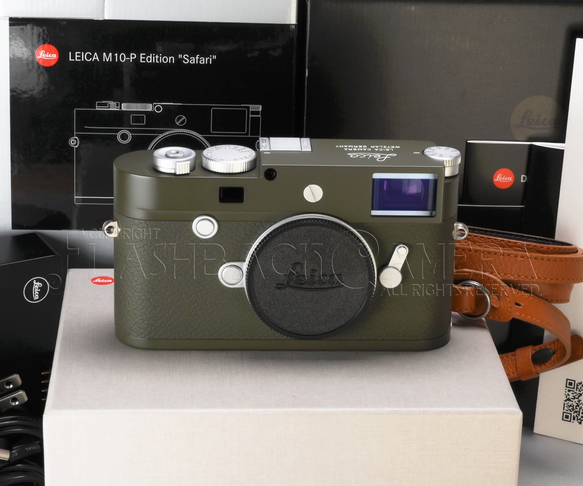 Leica M8.2 シルバークローム ライカ 完動品 希少 バッテリー3個付属 Leica M8.2 シルバークローム ライカ 完動品 希少 バッテリー3個