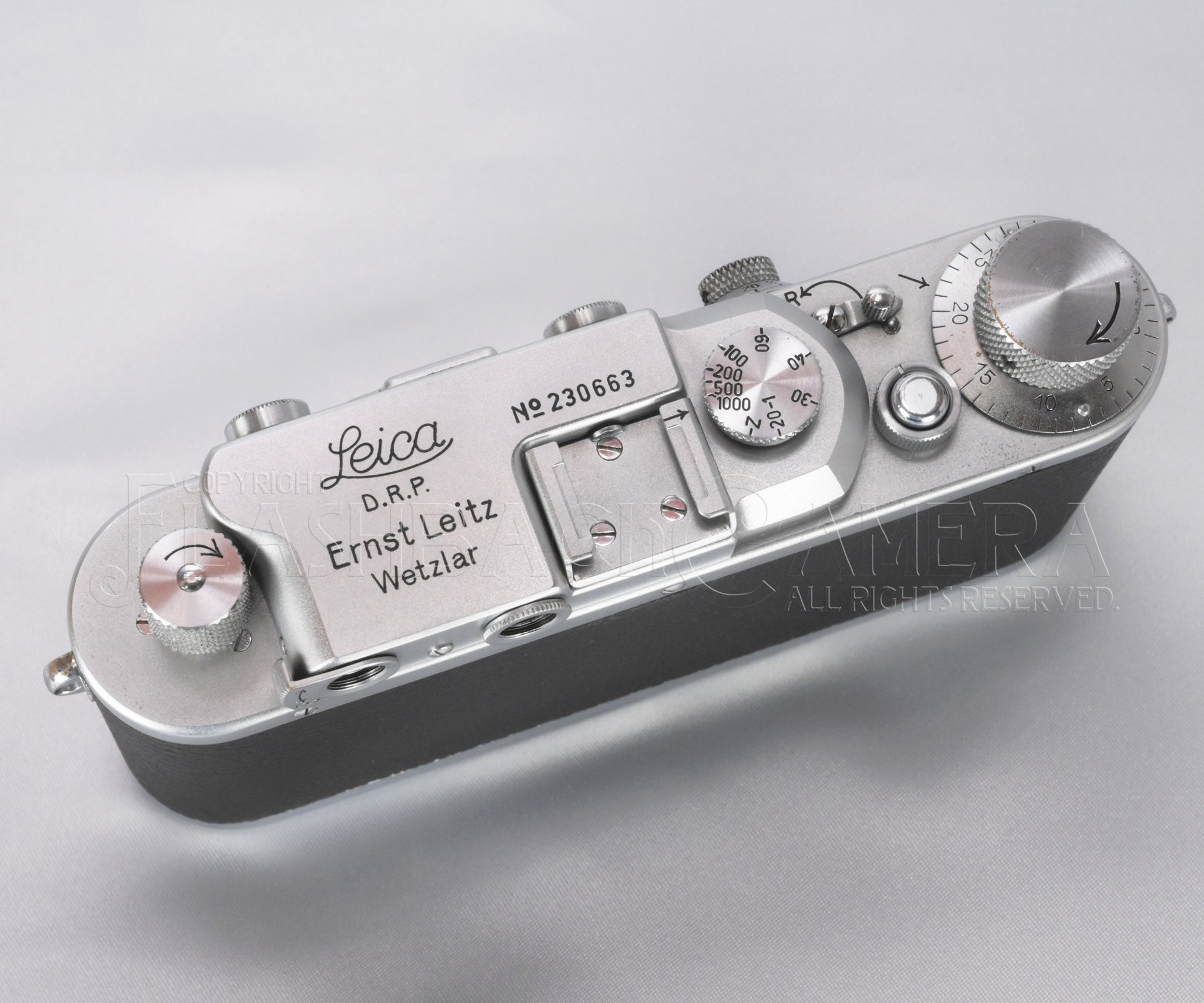 超希少・美品★LEICAライカSCNOOバルナック Ⅲa Ⅲb ラピッドワインダ 中古】(ライカ) Leica IIIa+Pistol SCNOO｜ナニワグループ