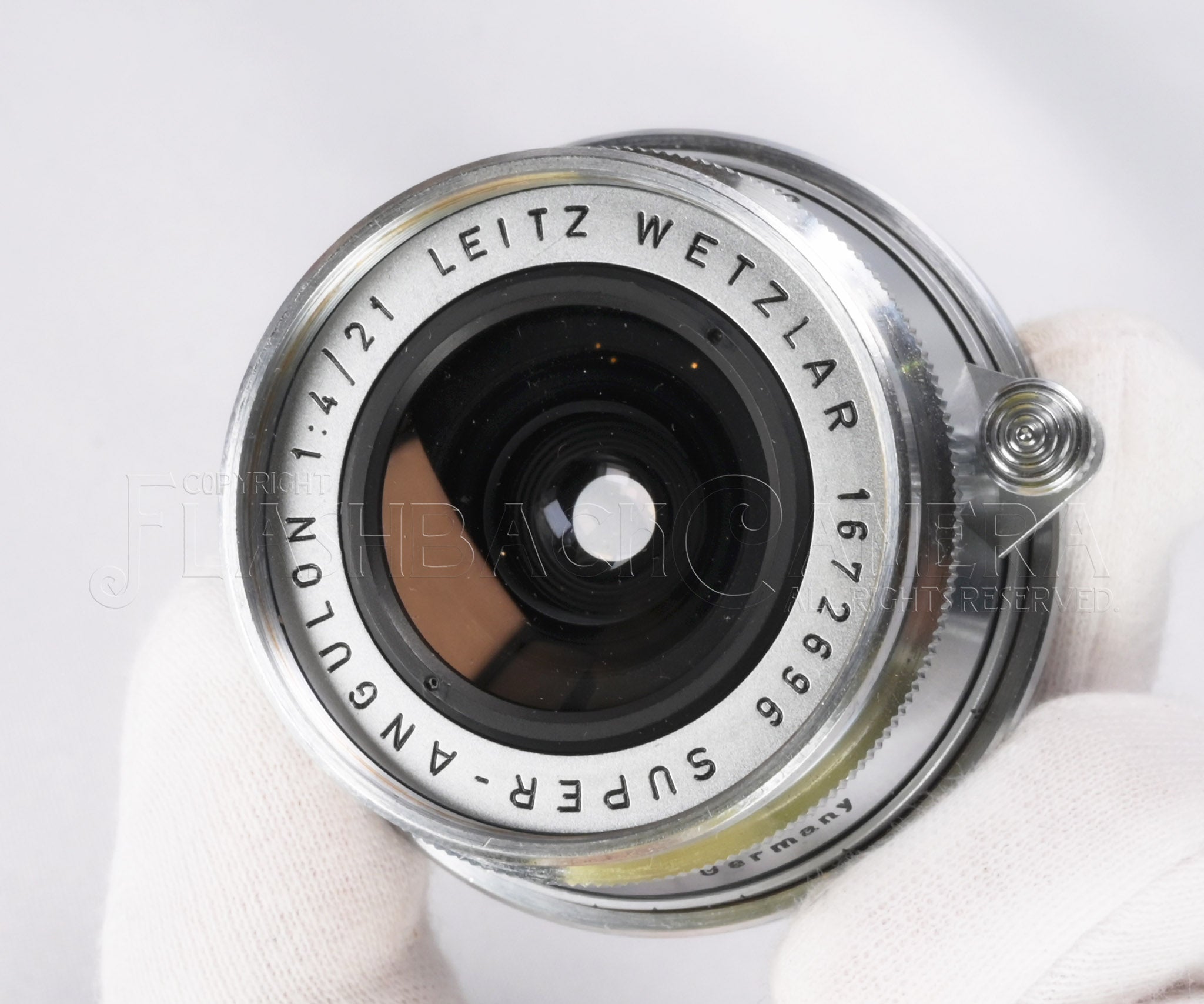 Super-Angulon 21mm f4 (L/M) – FLASHBACK CAMERA