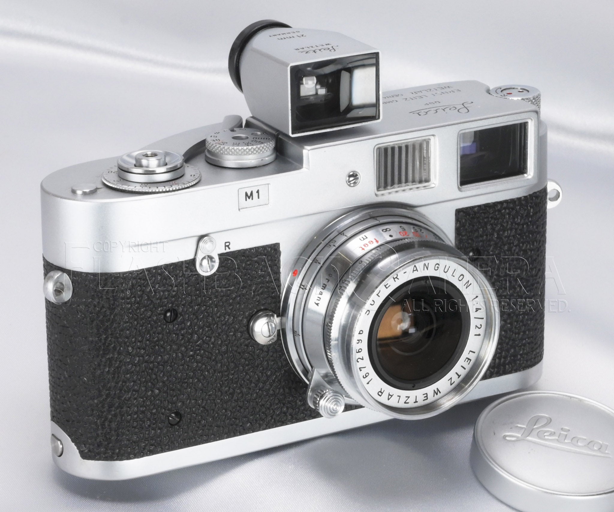 Super-Angulon 21mm f4 (L/M) – FLASHBACK CAMERA