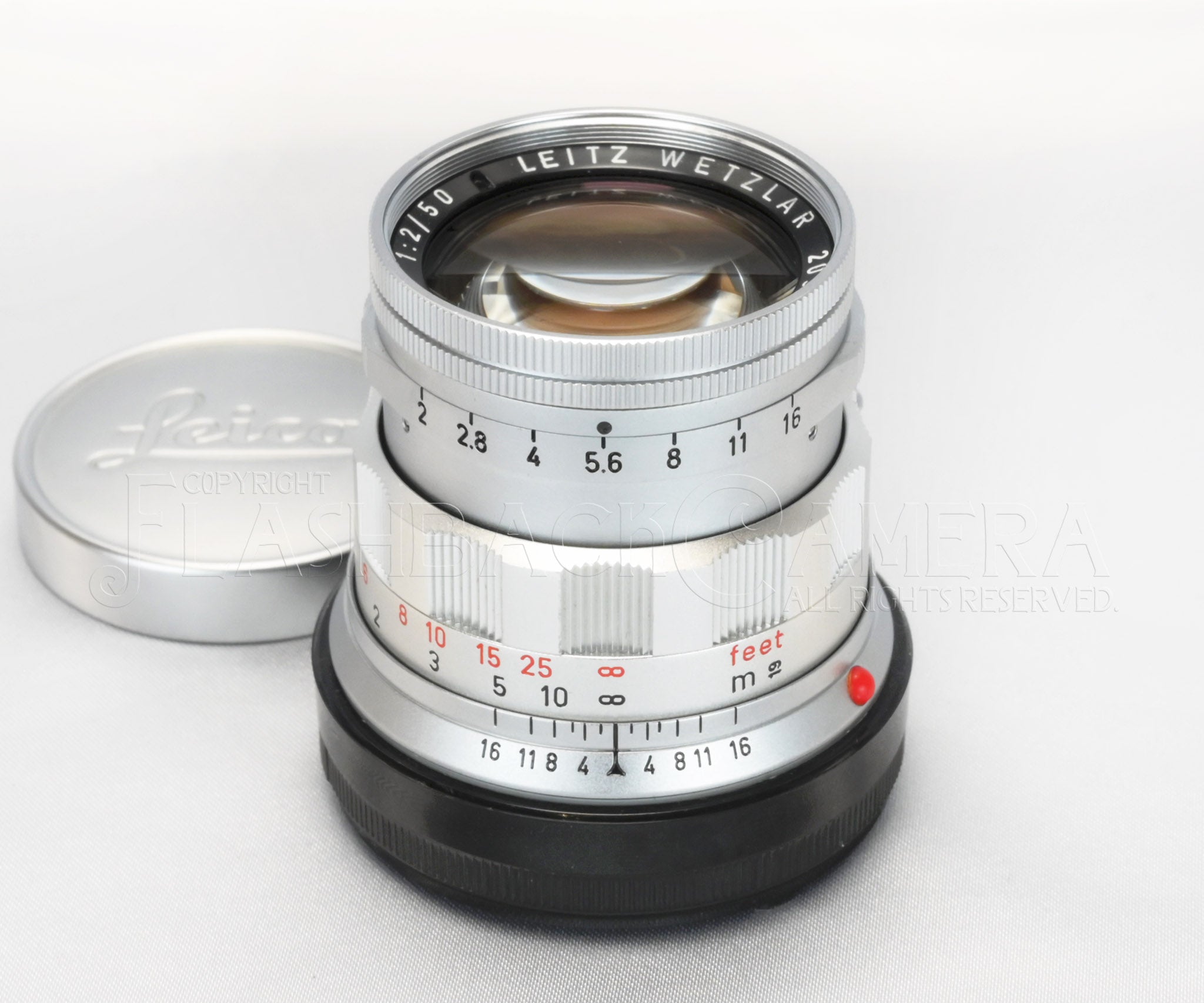 Leica – FLASHBACK CAMERA