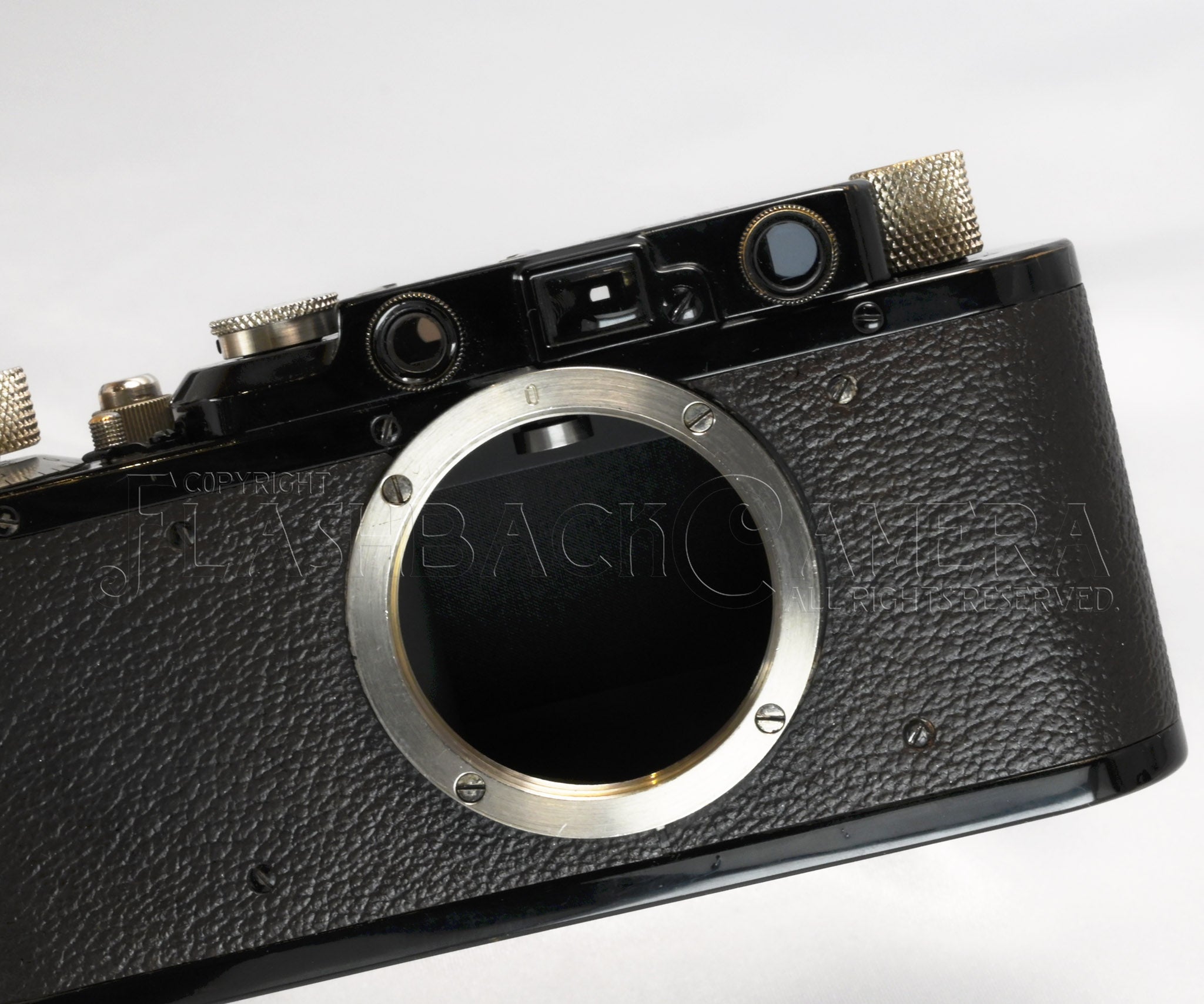 Leica A / DII + Elmar 50mm f3.5 – FLASHBACK CAMERA