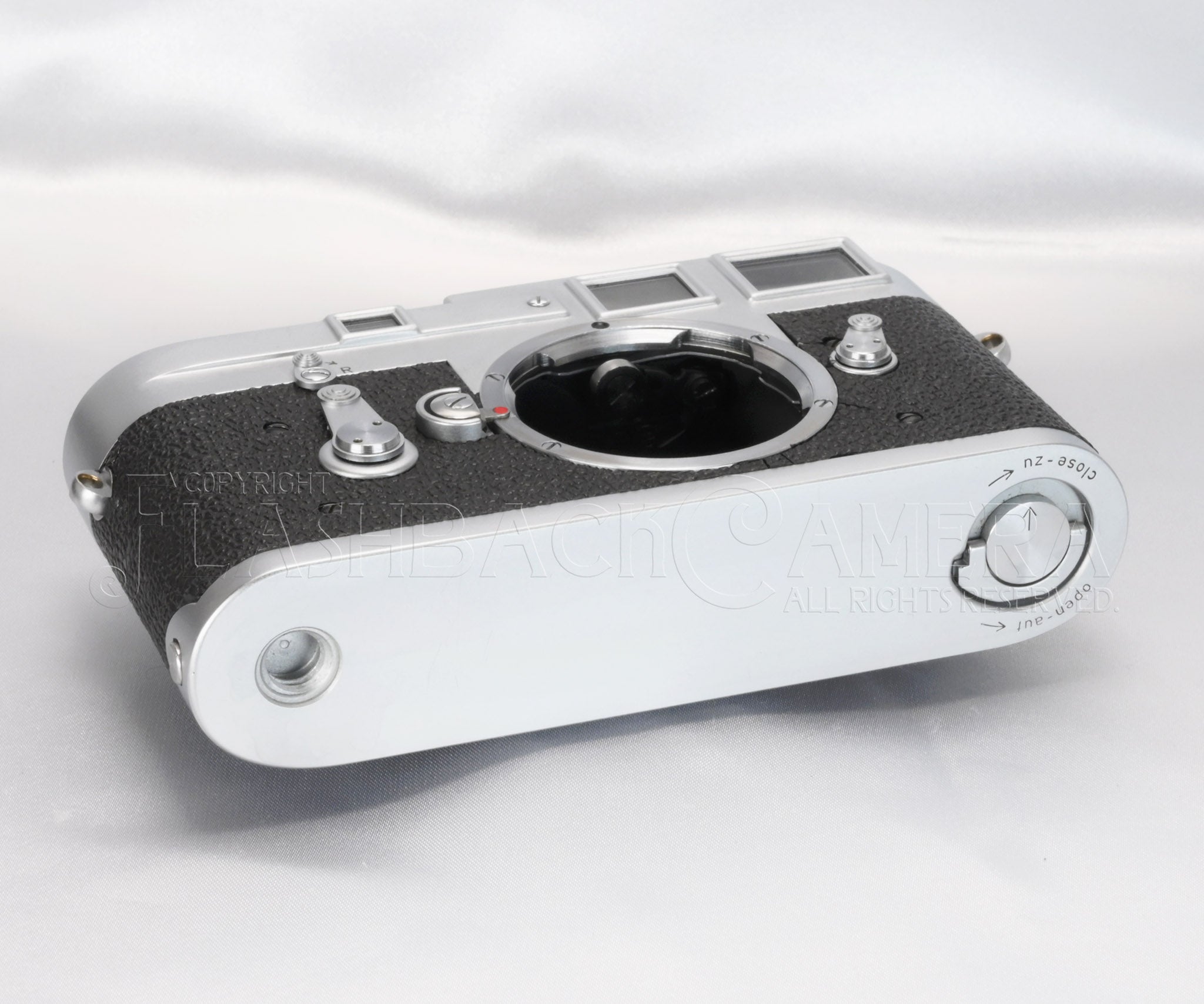 Leica M3 – FLASHBACK CAMERA